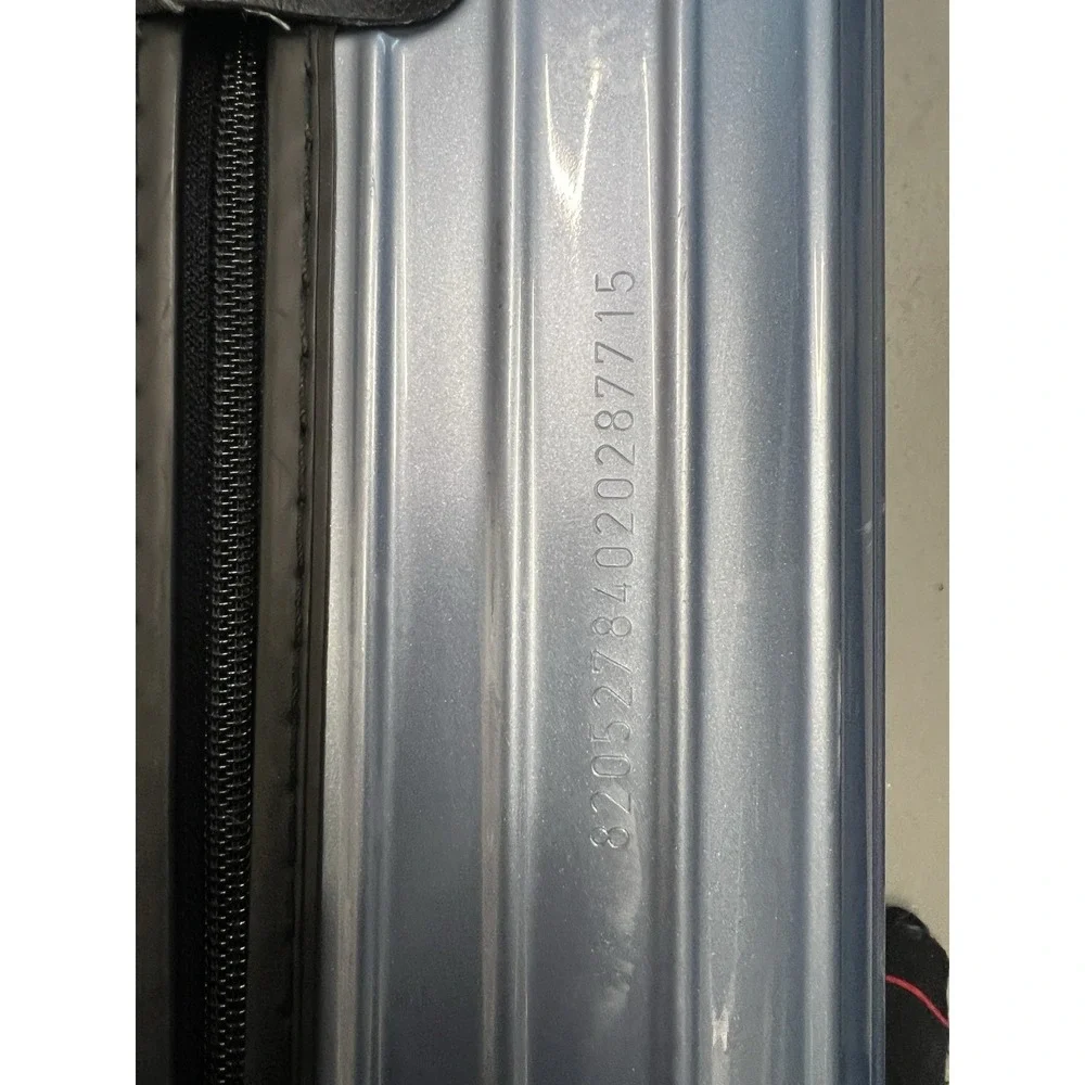 Rimowa Salsa Air Cabin 34L Carry On 21